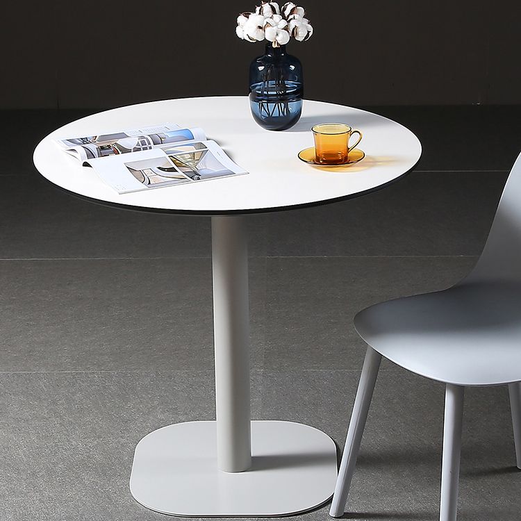 Metal Industrial Dining Table Manufactured Wood Top Table with Pedestal Base