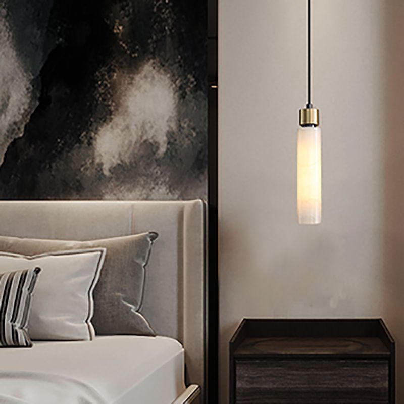 Éclairage de pendentif simple en marbre contemporain pour salle à manger cafée