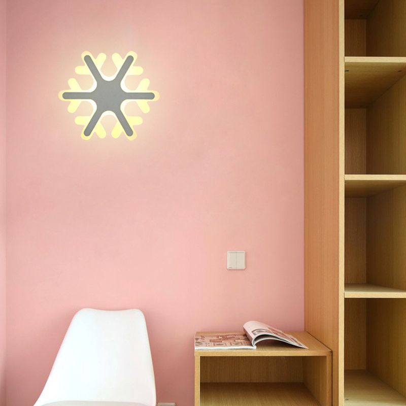 1-Light Geometric Wall Mount Light Modern Style Metal Wall Lighting Ideas in White