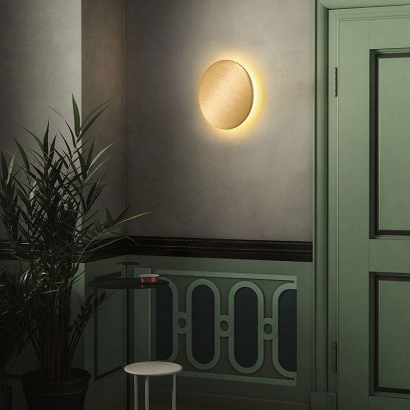 Modern Minimalist LED Wall Light Metal Circular Wall Lamp for Living Room
