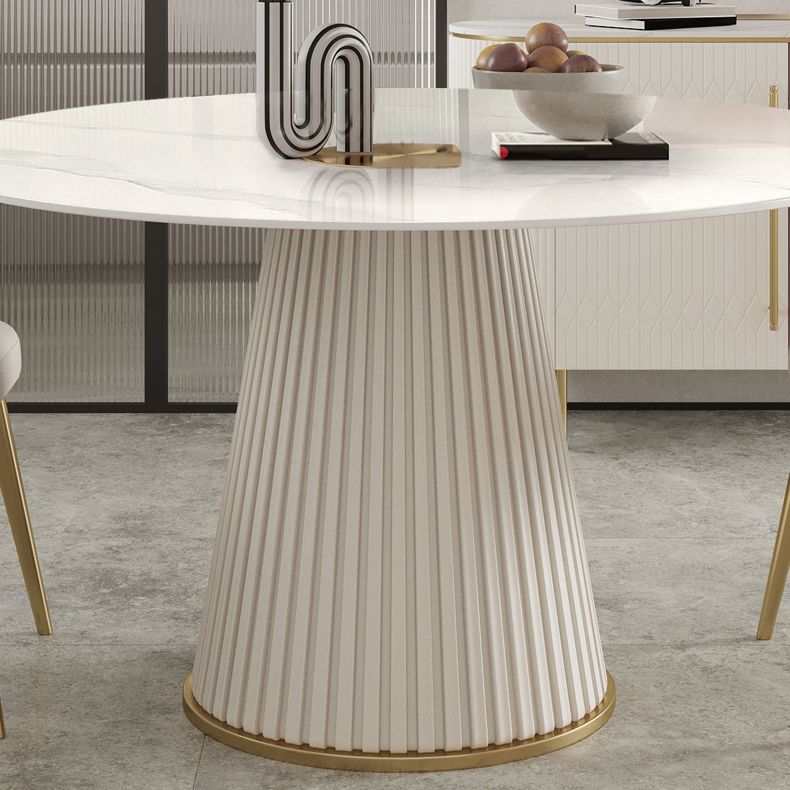 Runder Stein-Esstisch im Luxus-Stil mit Sockel, lässige Möbel für Zuhause