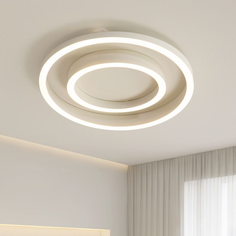 Plafoniera moderna a LED Cerchi bianchi Lampada da soffitto con paralume in metallo