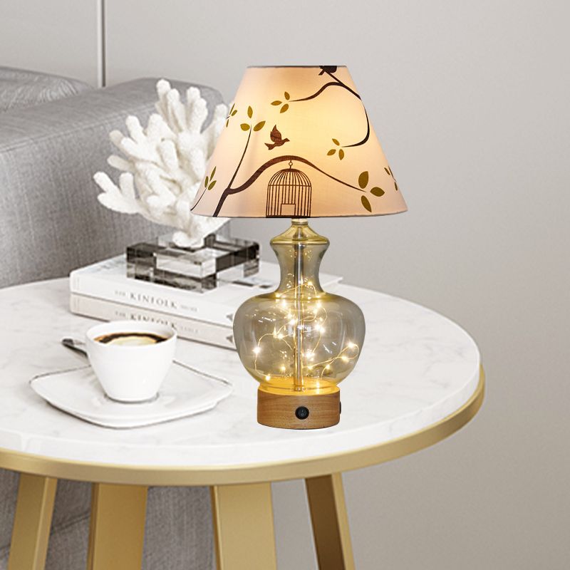 Helder glas urn/diamant nachtlamp eigentijds 1-bulb slaapkamer tafellicht met kegel afdrukkende stof schaduw