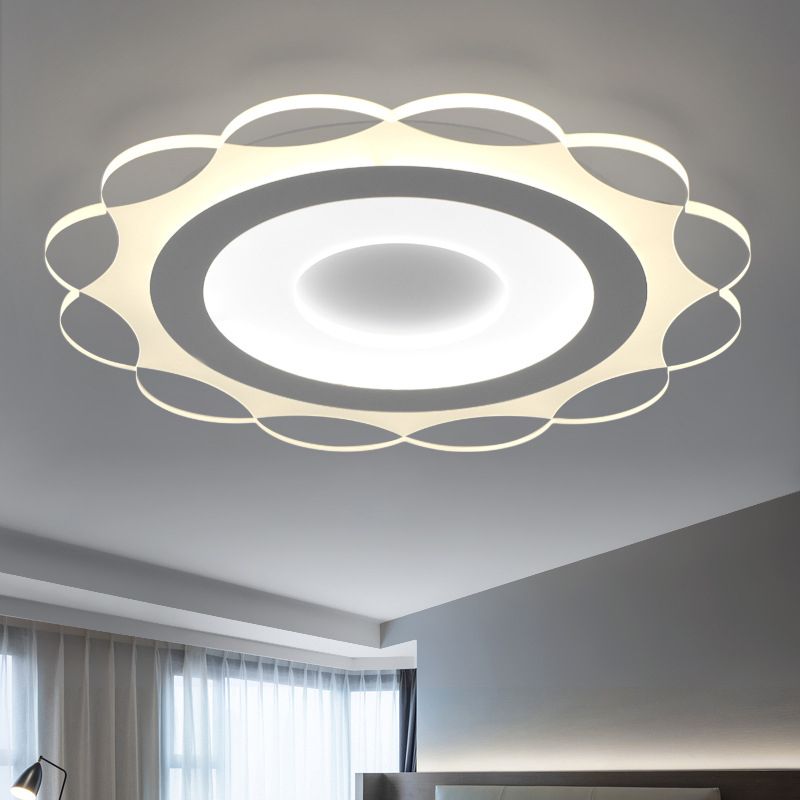 Acrylique Bloom Ceiling Flush Mount Light Simplicity White LED Flushmount Lighting in Warm / White Light, 16.5 "/24.5" /31 " Wide
