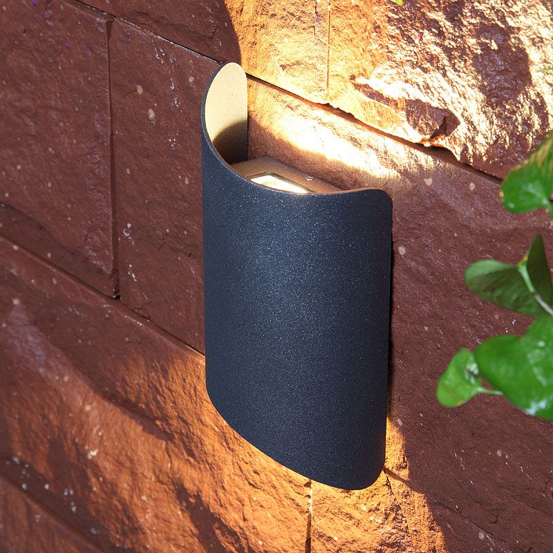 Minimalistic LED Up Down Light Black Curved Wall Sconce Lamp with Metal Shade for Yard