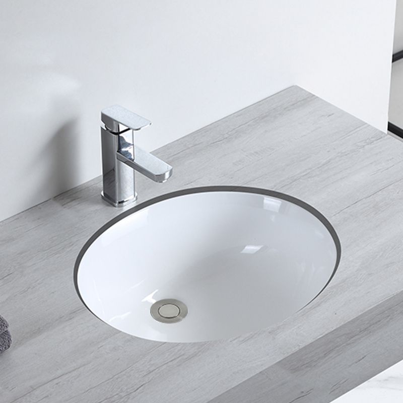 Traditional Undermount Bathroom Sink Porcelain with Pop-Up Drain Basin