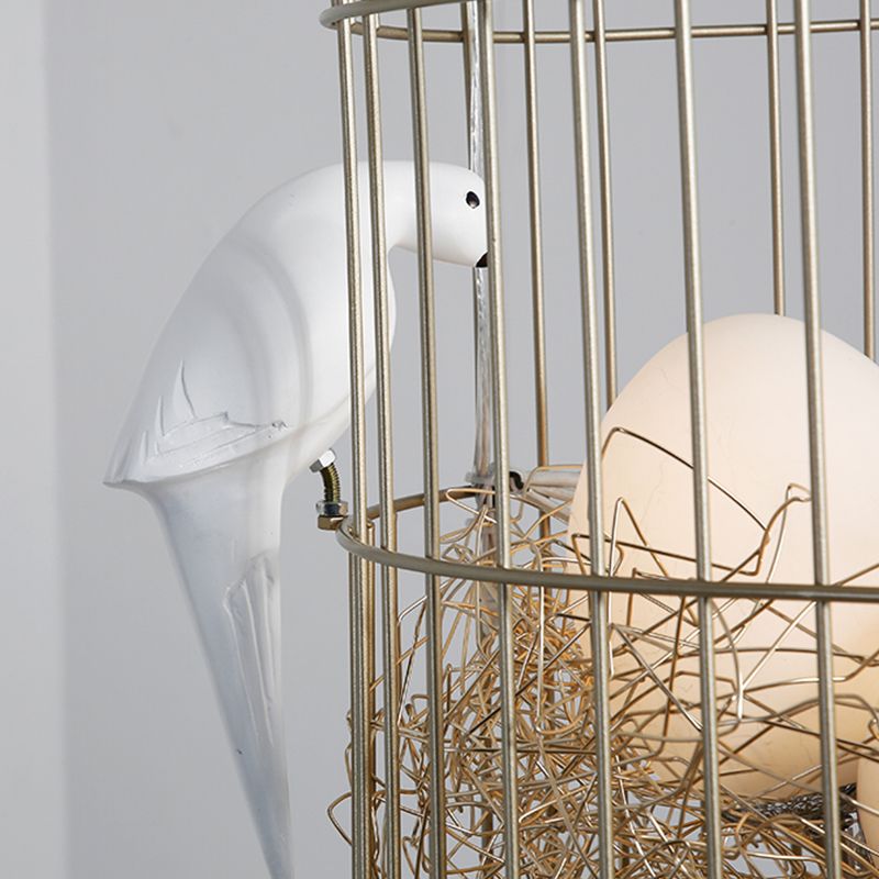Lampadario in vetro bianco opaco a forma di uovo rustico 3 luci appesi lampada con uccello e gabbia per uccelli