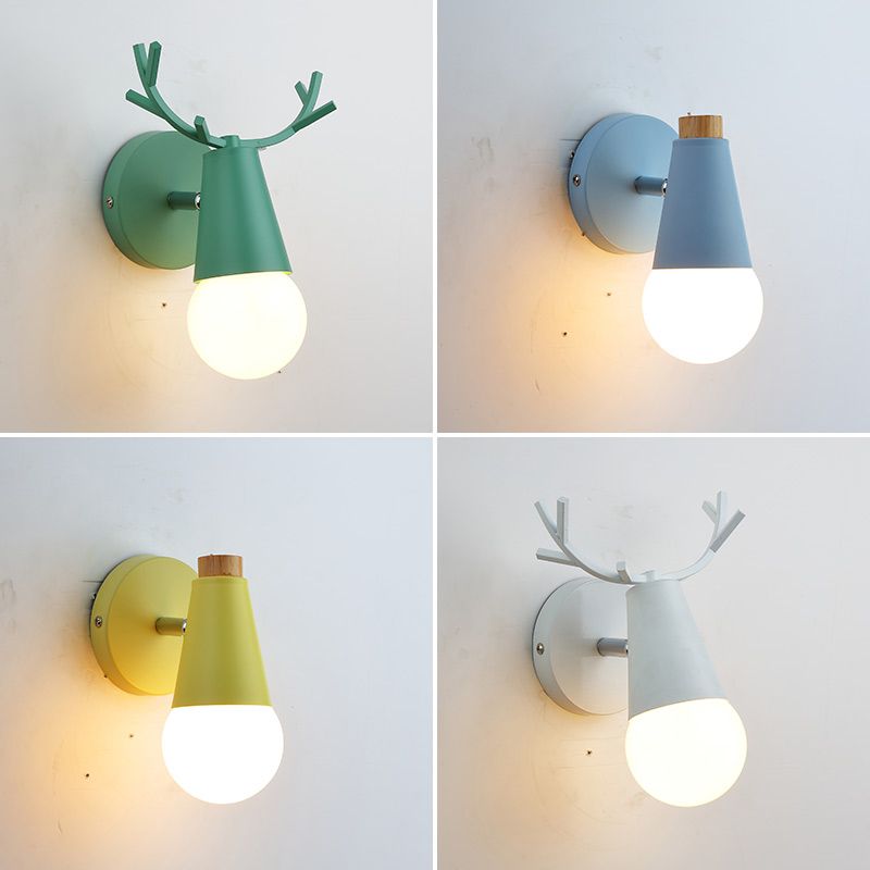 Modern Style Unique Shape Wall Sconce Metal 1 Light Wall Light for Bedroom