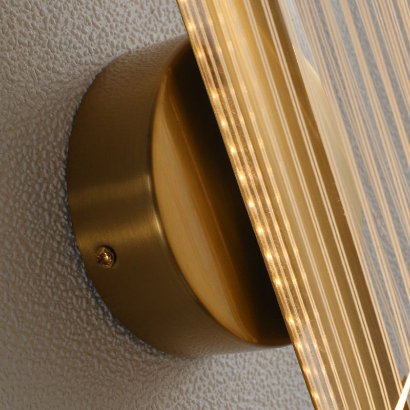 Geometric 1 Light Wall Lighting Fixture Modern Acrylic in Gold