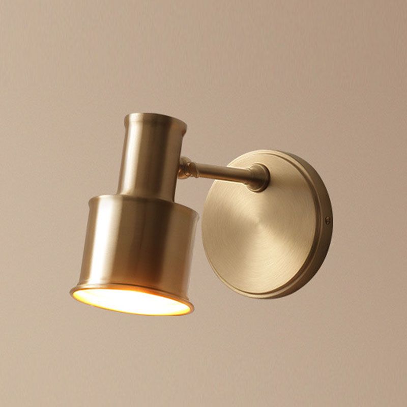 1-Licht-Halbzylinder-Schatten Wandleuchte postmoderne Wandbeleuchtung im Messing