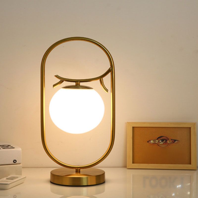 Modern Style Ball Shaped Table Lamp Glass 1 Head Night Table Lamps in Gold