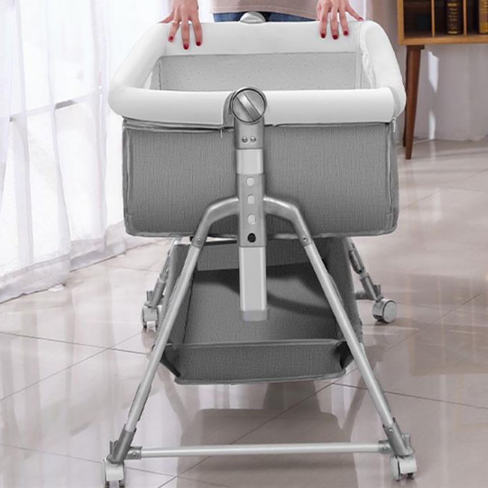 Metal Rocking Newborn Bedside Sleeper Foldable Rectangle Bedside Crib