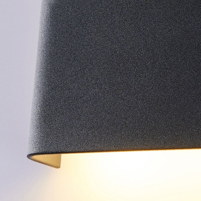 Luz de pared de forma rectangular de estilo de metal de estilo moderno 1 luz de montaje de pared de luz