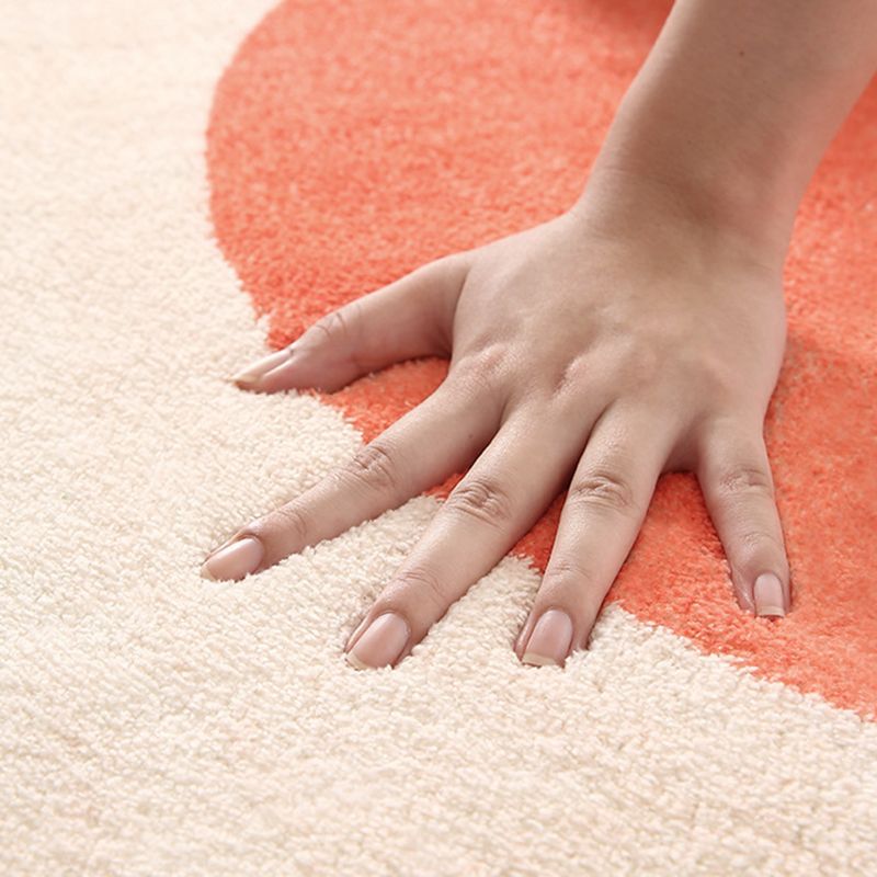 Light Pink Modern Carpet Polyester Line Carpet Non-Slip Backing Carpet for Home Decoration