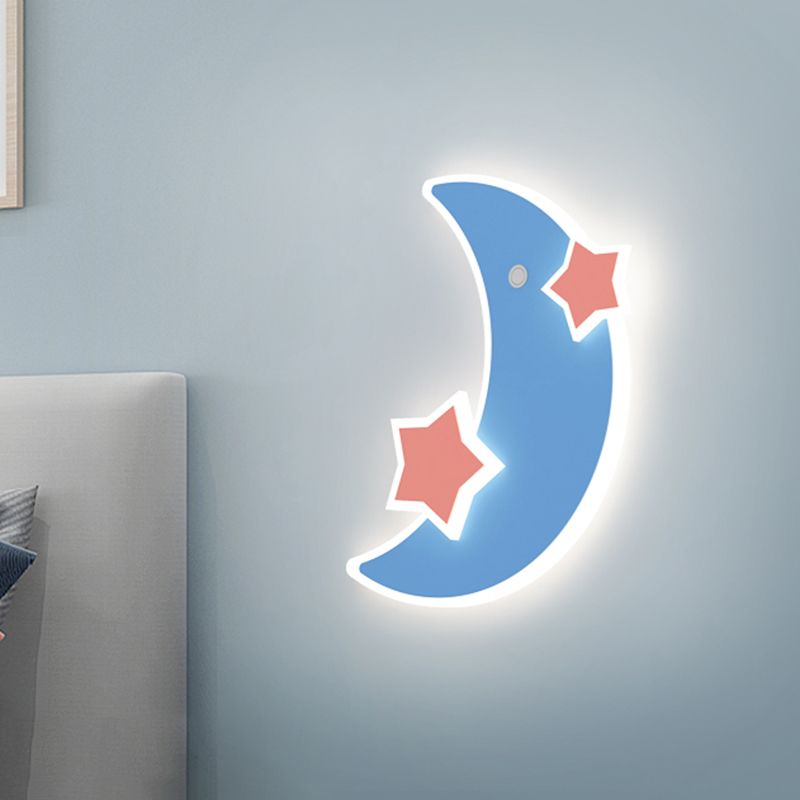 Modern Style Unique Shape Wall Sconce Metal 3 Light Sconce Lighting for Living Room