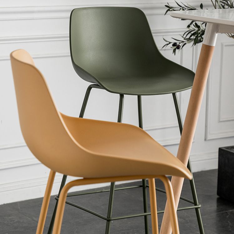 Modern Style Bar-stool Plastic Counter Bar Stool with Metal Legs