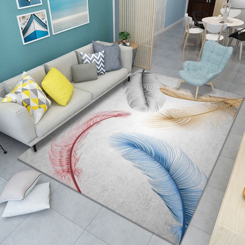 Red Modern Carpet Polyester Feather Area Carpet Washable Carpet for Living Room