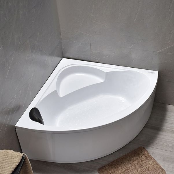 Flat Bottom Soaking Bathtub Antique Finish Corner Modern Bath Tub