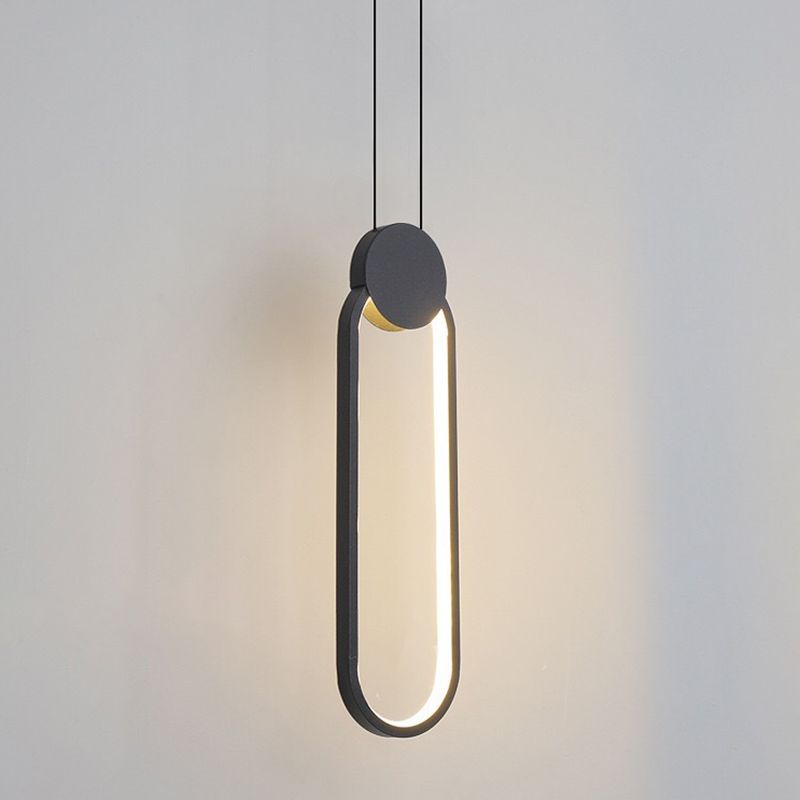 Style moderne suspendu luminaire en forme de bande LED Pendante Lumière pour le salon