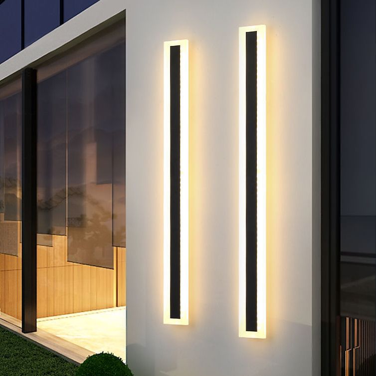 Metal Linear Shape Wall Light Modern Single Light Wall Mount Fixtures in Black