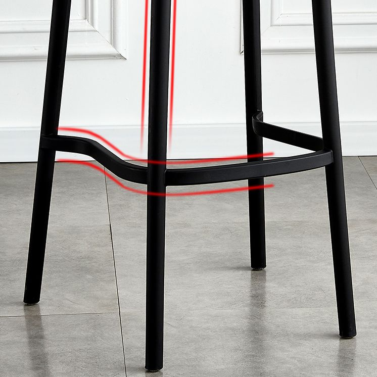 Sgabello da bar moderno di plastica quadrata poggiapiede per la caffetteria