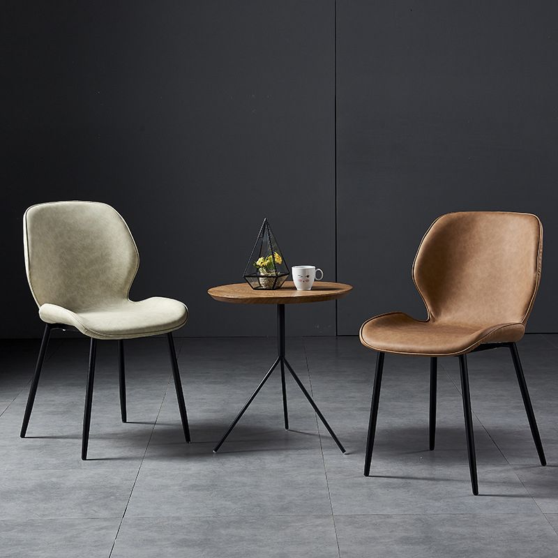 Silla de comedor de cocina Glam escandinavo de metal Silla lateral con respaldo de orejas