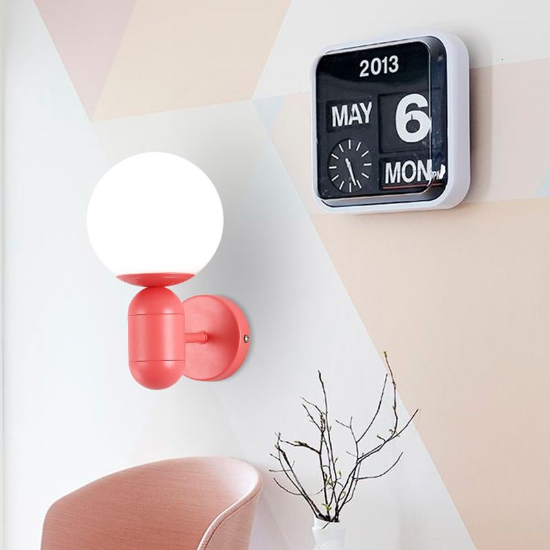 Metalen capsule SCONCE LICHT MET GLOBE TADE HALLWAY FOYER 1 Lichte macaron -stijl wandlamp