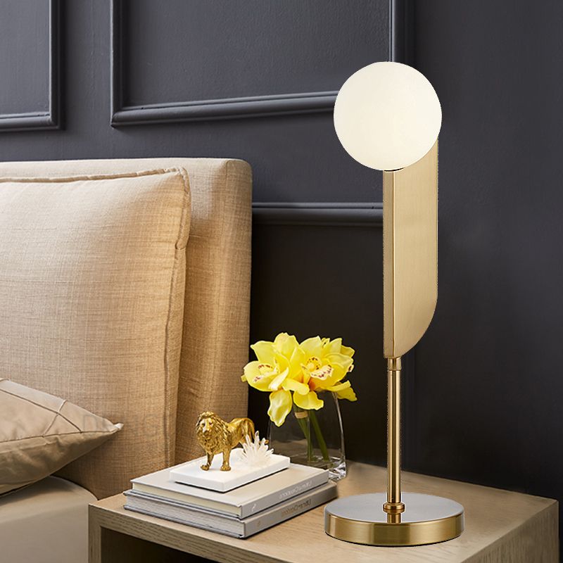 Crema Glass Ball Night Light Luxurious 1 Testa Gold Melabo lampada per camera da letto