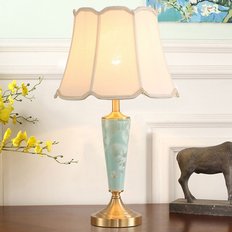 Classic Scalloped Table Lamp Single-Bulb Fabric Night Light with Flared Bottom in Blue