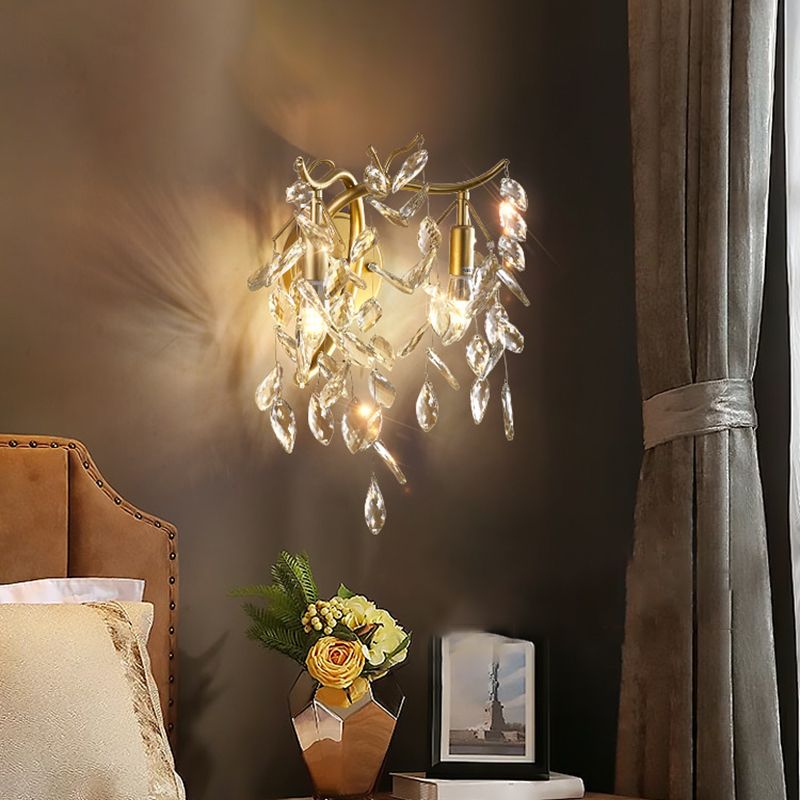 Gold Metal Modern Wall Sconce Geometric Shape Wall Light with Crystal Shade for Bedroom