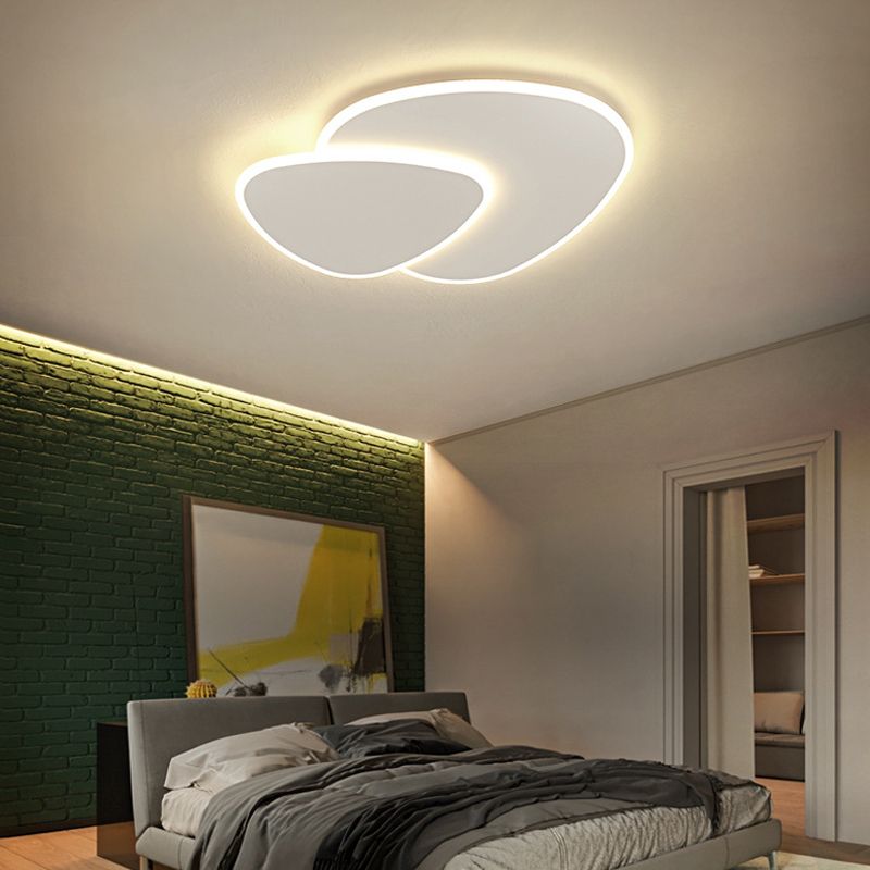 Metal Geometric Ceiling Mount Light Fixture Modern LED Ceiling Light in White