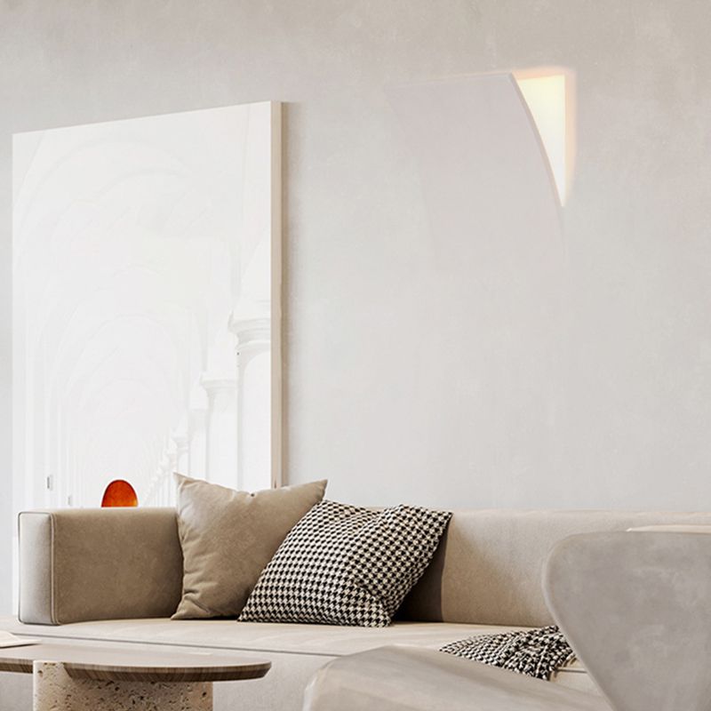 2-Light Modern White Wall Mounted Sconce Metal Wall Light with Hole 1.6'