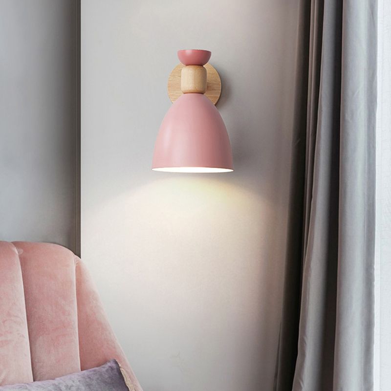 Luz de la plataforma de dormitorio Luz de montaje de pared de estilo nórdico con sombra de metal cónico