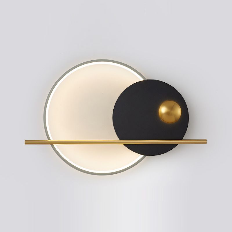 Modern Metal Wall Sconce Circle Shape Wall Light with Acrylic Shade for Living Room