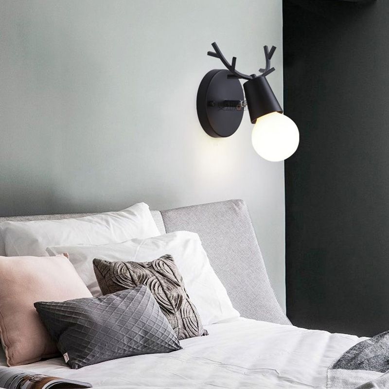 Estilo moderno Luz de lámpara de montaje de pared de 1 luces Lighting de pared de los ciervos de metal