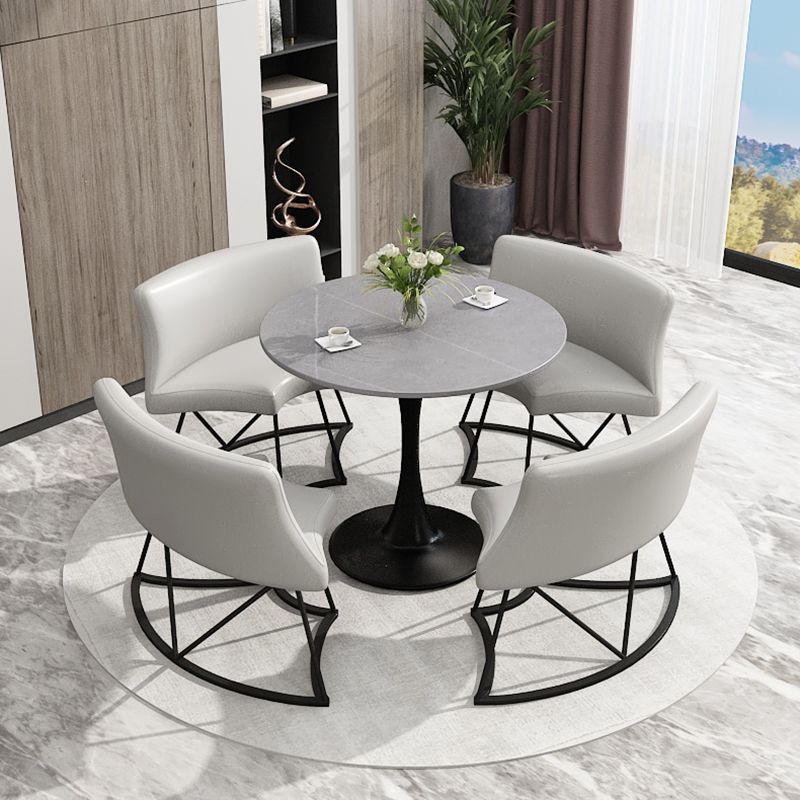 Moderne stijl ronde eettafel gesinterde stenen tafel met tulpbasis voor thuis