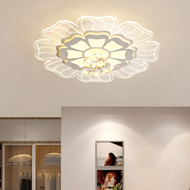 Crystal Blossom LED Flush Mount Modern Style Living Room Flush Ceiling Light Fixture in White, 16.5"/20.5"/24.5" Wide