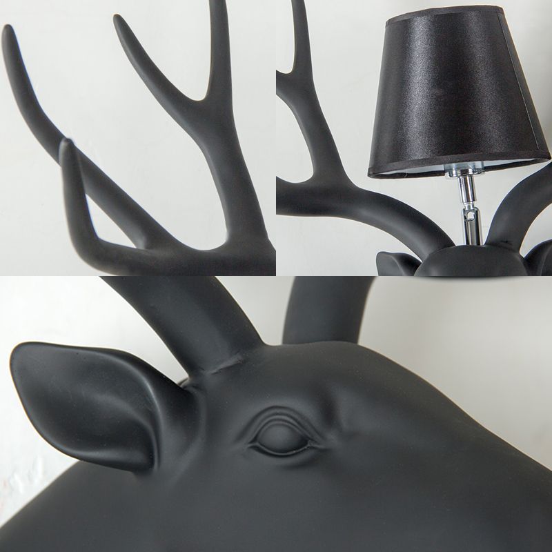 Resin Deer Sconce Light Country 1 Light Living Room Lampe murale en noir / mat noir / blanc avec de l'ombre en tissu