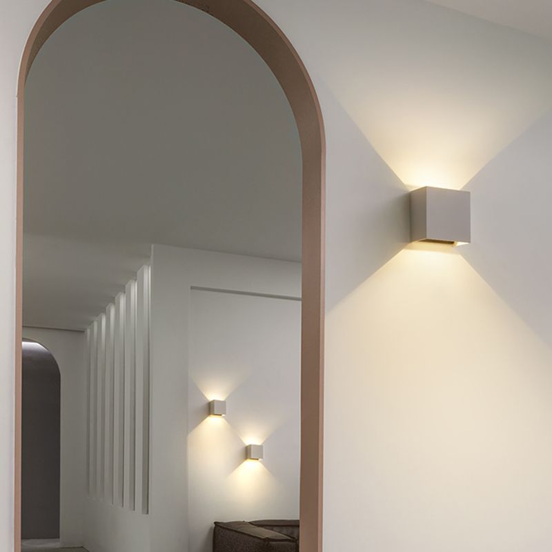 Nordic Style Wall Light Square Shape Wall Lamp with Aluminum Shade for Bedroom