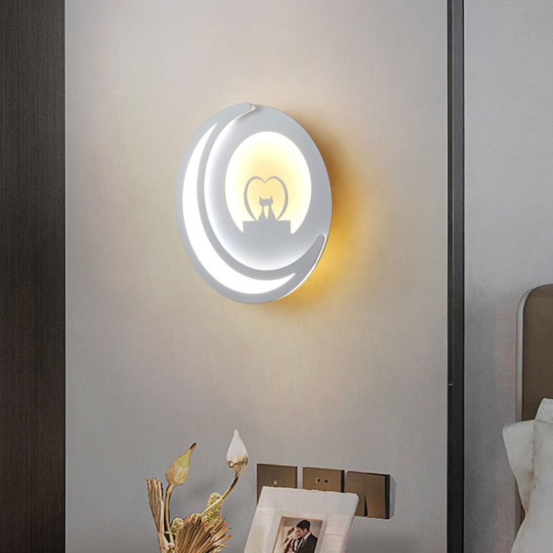 Round Wall Sconce Light Modern 1-Light LED Wall Mount Light for Living Room