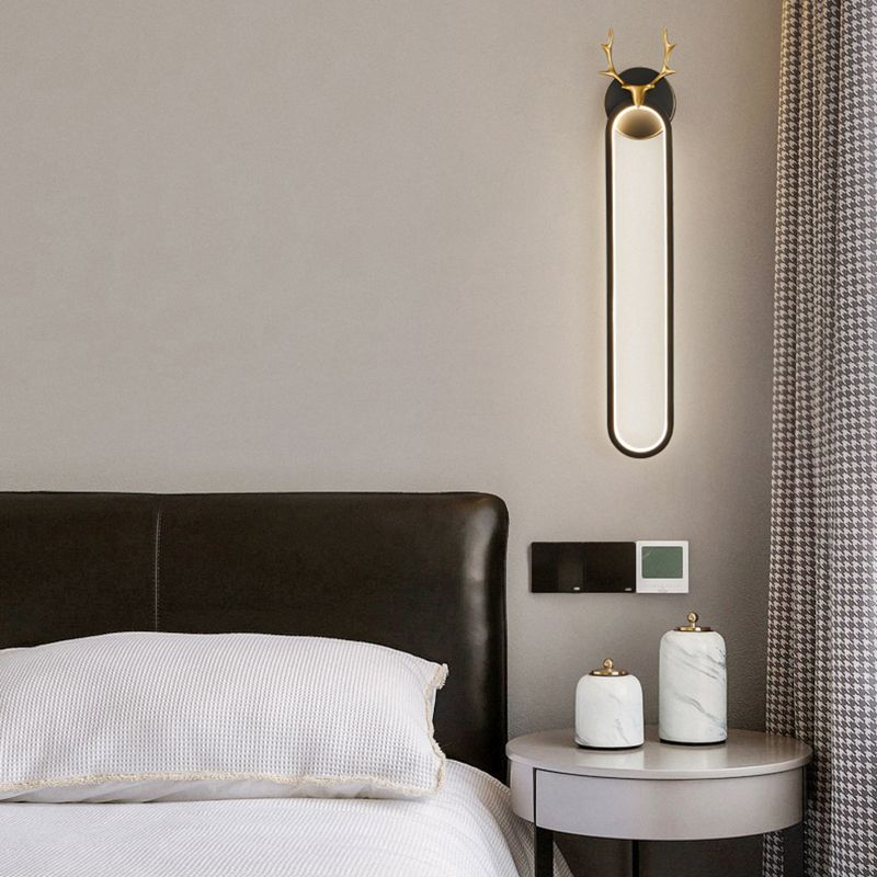 Modern Golden/Black Wall Mounted Sconce Unique Linear Wall Light for Bedroom