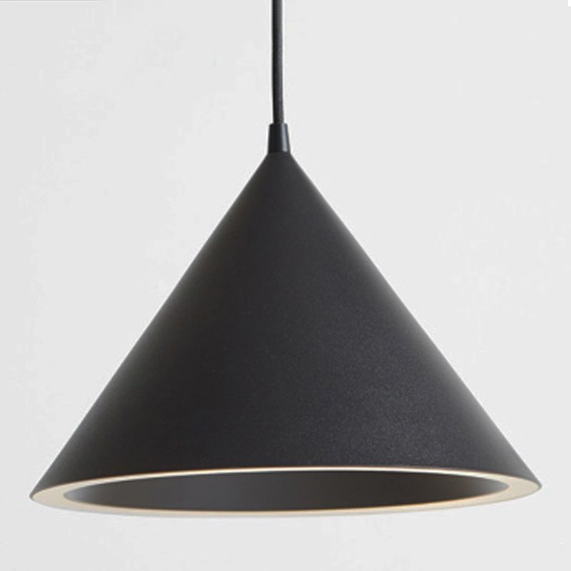 Gelakte ijzeren led hanglamp in moderne creatieve stijl acryl taps toelopende macaron hangende lamp