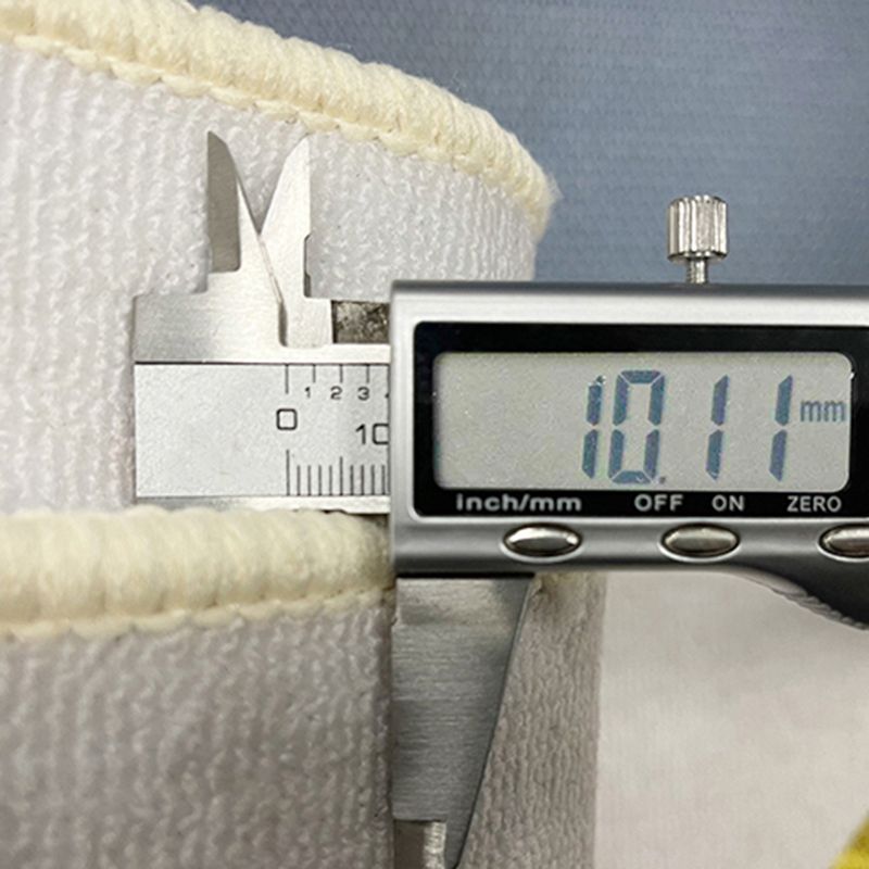 Black Modern Rug Polyester Striped Indoor Rug Non-Slip Backing Rug for Living Room