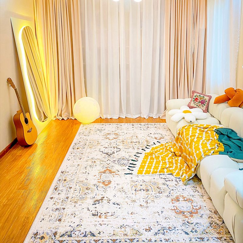 White Plant Pattern Area Carpet Polyester Bohemian Area Rug Easy Care Washable Rug for Home Decor