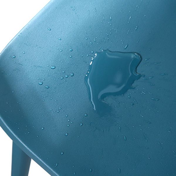 Chaise en plastique intérieure moderne