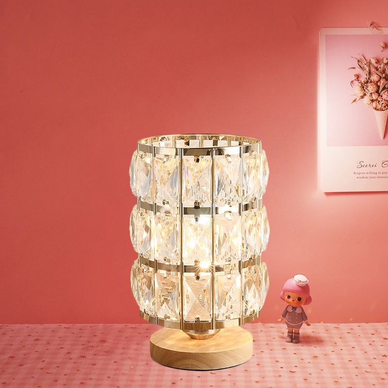 Lampada da comodino a forma di tazza da 1 bulbina in stile moderno in oro cristallo smusso a cruscolatura incrostata