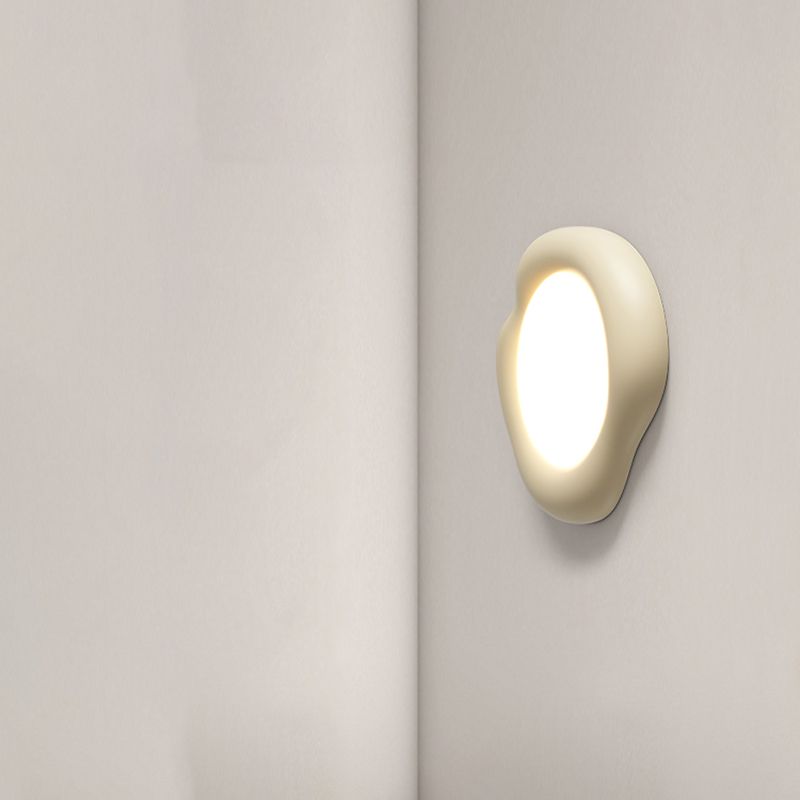 Nordic Style Ceiling Light Fixture Resin LED Flush Mount for Bedroom
