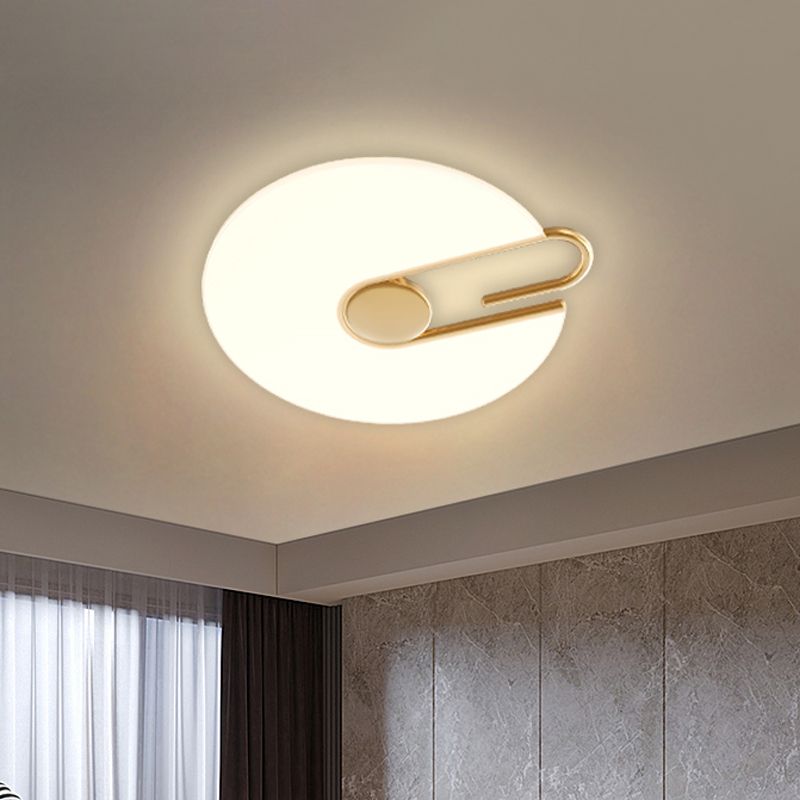 Minimalist Round Flush Mount Acrylic LED Bedroom Ceiling Light Fixture in White with Metal Clip Design