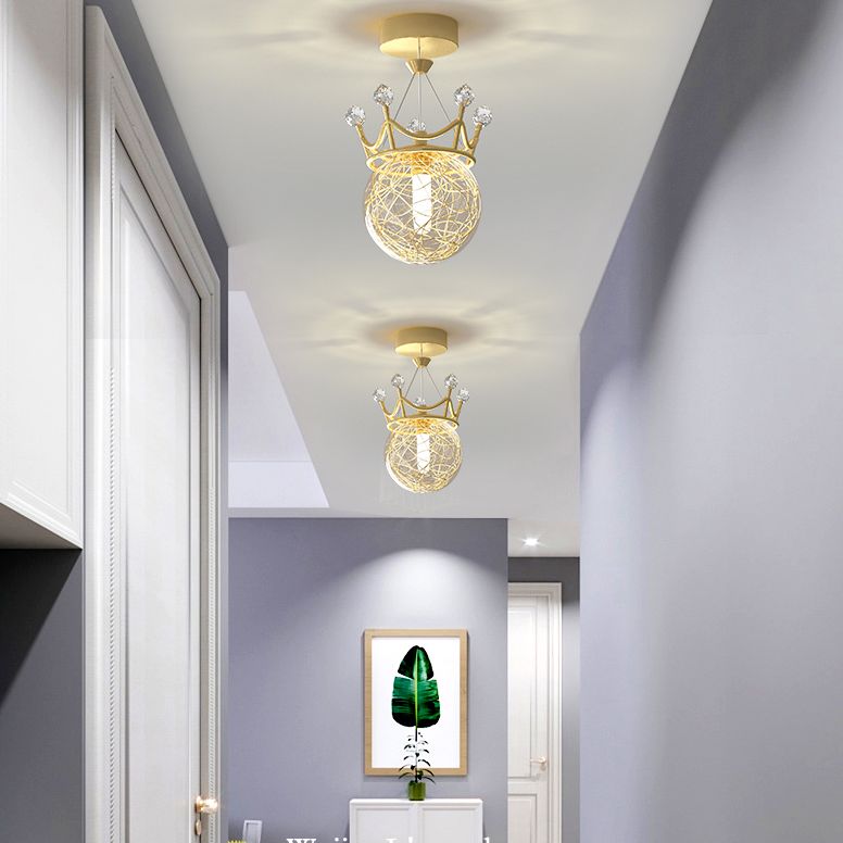 Gouden kroonvormige semi-spoellicht modern 1 licht helder glazen plafondarmatuur voor gang
