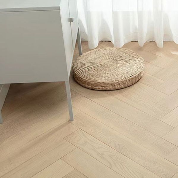 Contemporary Laminate Flooring Solid Wood Laminate Flooring with Light and Dark Color
